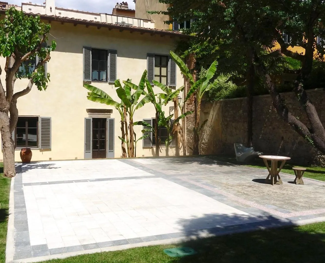 Numa Florence Palazzo San Niccolo Aparthotel
