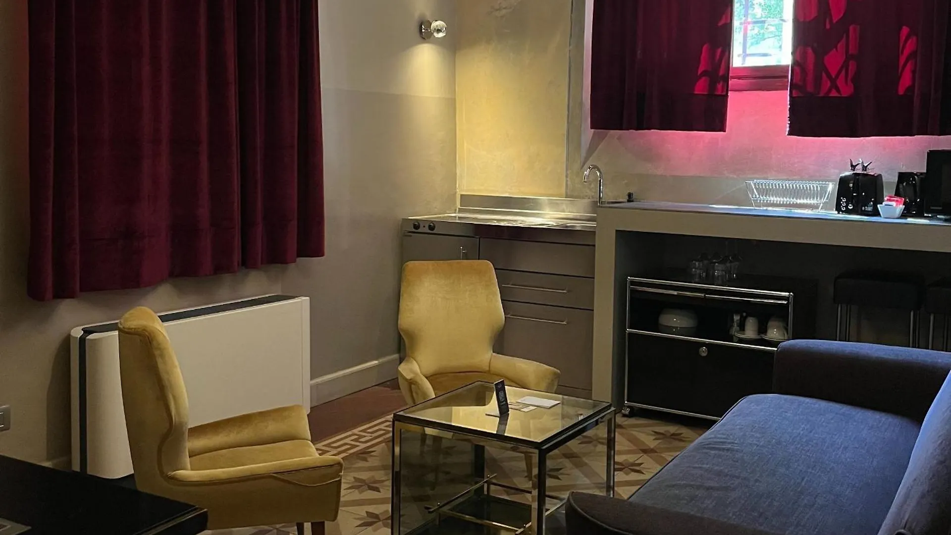 **** Aparthotel Numa Florence Palazzo San Niccolo Italy