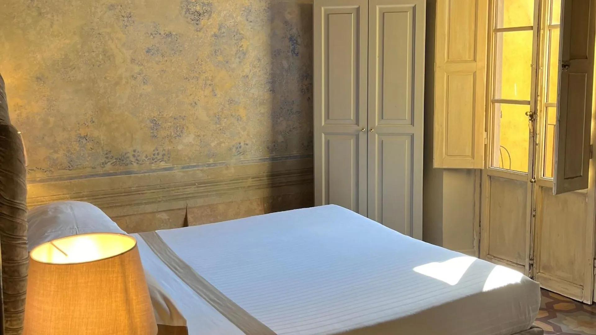**** Aparthotel Numa Florence Palazzo San Niccolo Itálie